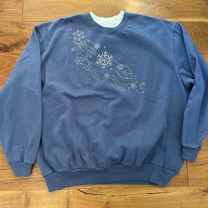 Grandmacore Sparkle Snowflake Sweatshirt, Unsized Plus Size.